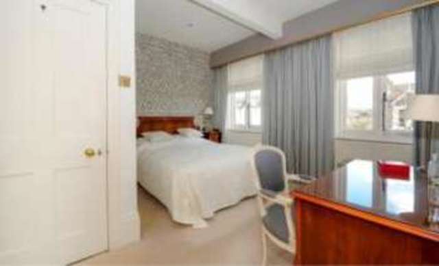  Image of 5 bedroom Detached house for sale in Lower Park Road Loughton IG10 at Loughton Essex Loughton, IG10 4NB