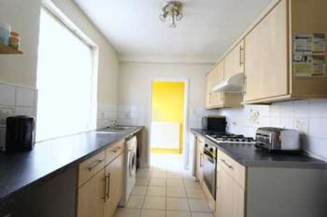  Image of 3 bedroom Terraced house for sale in Lowther Street Hull HU3 at Lowther Street  Hull, HU3 6QF