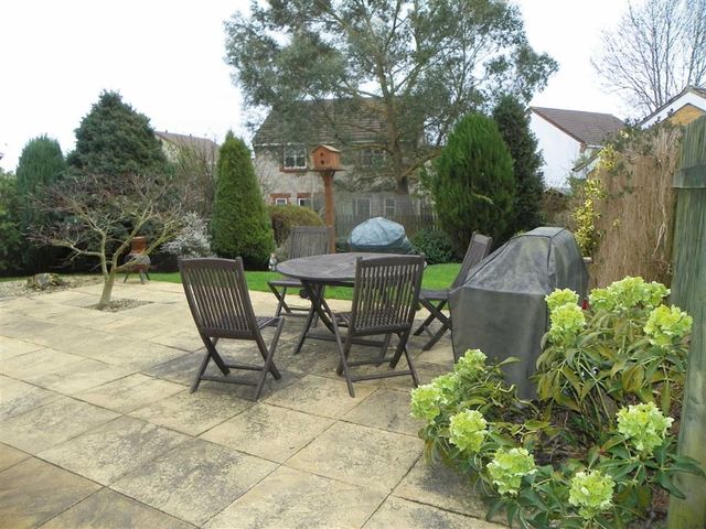  Image of 4 bedroom Property for sale in Maes Ty Gwyn Llangennech Llanelli SA14 at Maes Ty Gwyn Llangennech Llangennech, SA14 8XW
