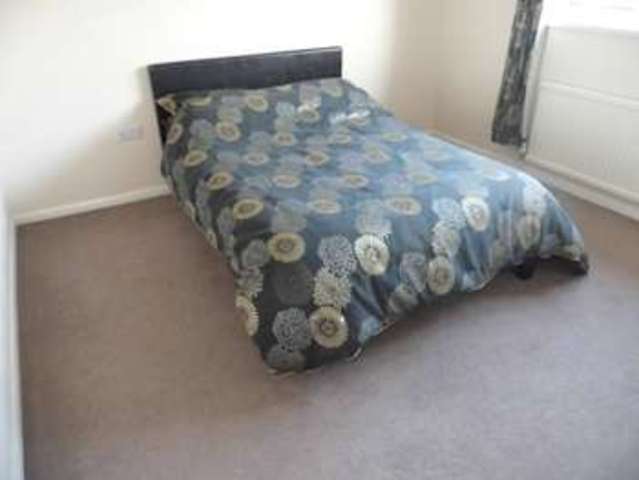  Image of 3 bedroom Semi-Detached house for sale in Maesglas Pontyates Llanelli SA15 at Llanelli Carmarthenshire Llanelli, SA15 5SH