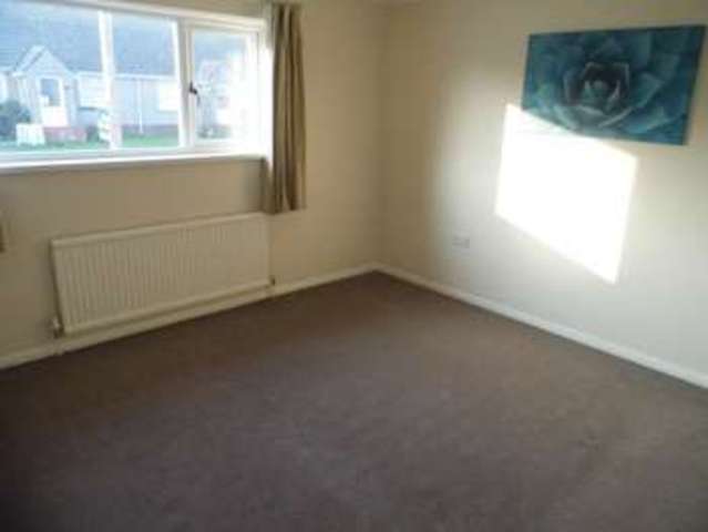  Image of 3 bedroom Semi-Detached house for sale in Maesglas Pontyates Llanelli SA15 at Llanelli Carmarthenshire Llanelli, SA15 5SH