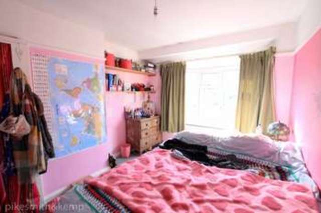  Image of 4 bedroom Semi-Detached house for sale in Bridle Close Maidenhead SL6 at MAIDENHEAD, SL6 7RR