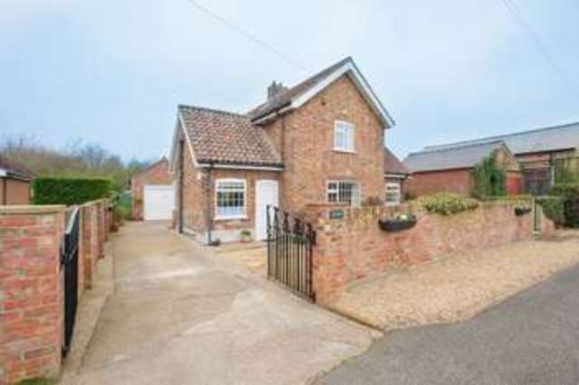  Image of 4 bedroom Detached house for sale in Main Road Keal Cotes Spilsby PE23 at Main Road Keal Cotes Spilsby, PE23 4AG