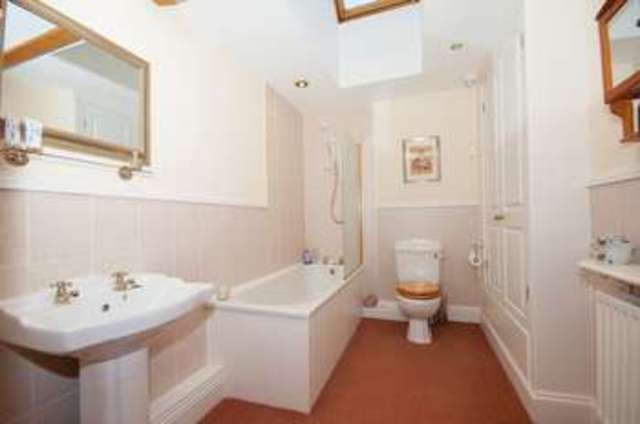  Image of 4 bedroom Detached house for sale in Main Road Keal Cotes Spilsby PE23 at Main Road Keal Cotes Spilsby, PE23 4AG