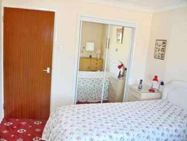  Image of 1 bedroom Retirement Property for sale in Maldon Road Colchester CO3 at 64-74 Maldon Road  Colchester, CO3 3AH