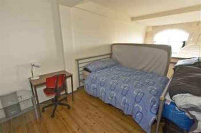  Image of 2 bedroom Flat to rent in Fairfield Road London E3 at Bow Quarter, E3 2UQ