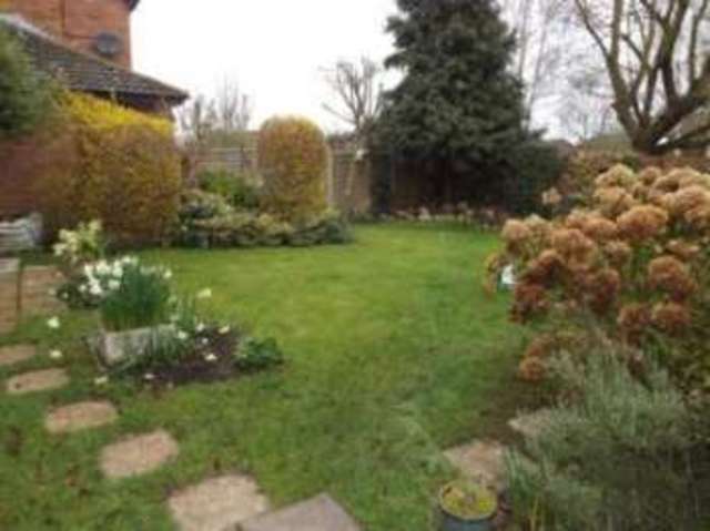  Image of 4 bedroom Detached house for sale in Manor Close Cam Dursley GL11 at Cam Dursley Lower Cam, GL11 5JN