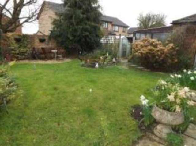  Image of 4 bedroom Detached house for sale in Manor Close Cam Dursley GL11 at Cam Dursley Lower Cam, GL11 5JN