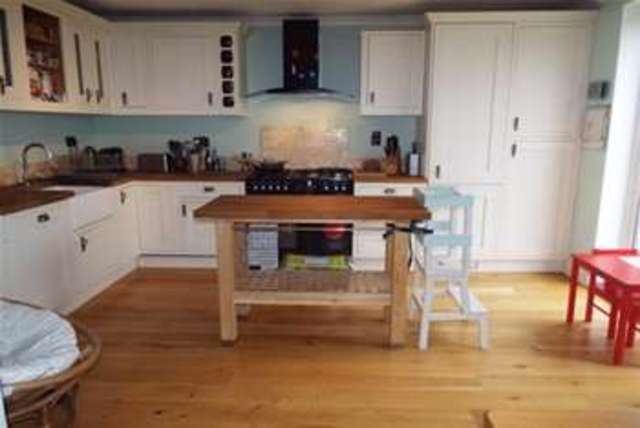  Image of 3 bedroom Detached house to rent in Mansfield Close Parkstone Poole BH14 at Poole, BH14 0DH