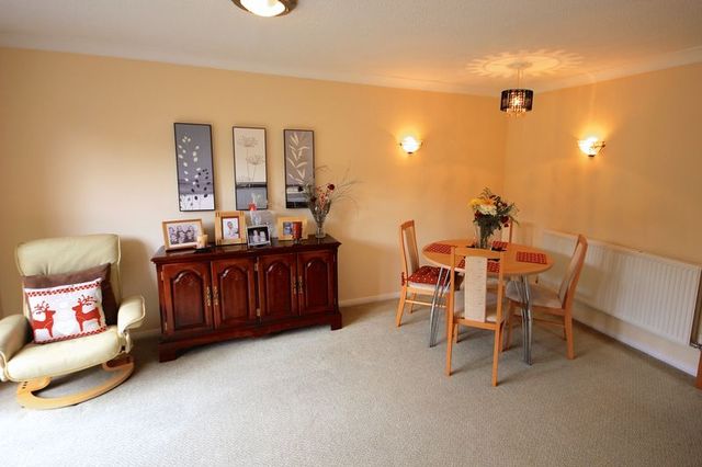  Image of 3 bedroom Semi-Detached house for sale in Maple Way Kensworth Dunstable LU6 at Maple Way Kensworth Dunstable, LU6 3RT