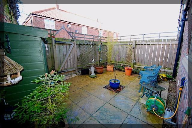  Image of 2 bedroom End of Terrace to rent in Market Hill Hedon Hull HU12 at Hedon, HU12 8JB