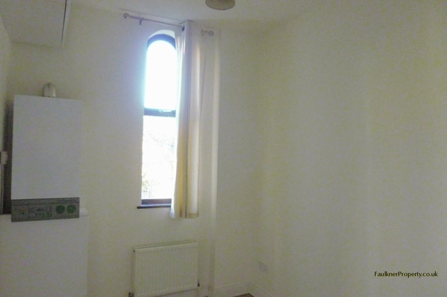  Image of 1 bedroom Apartment to rent in Market Square Buckingham MK18 at <br>Market Sq  Buckingham, MK18 1XG