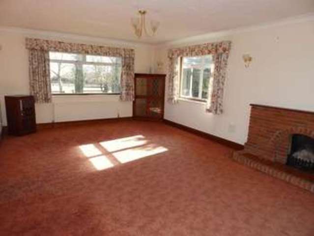  Image of 4 bedroom Detached house to rent in Marsh Lane Burgh Castle Great Yarmouth NR31 at Marsh Lane Burgh Castle Great Yarmouth, NR31 9QH