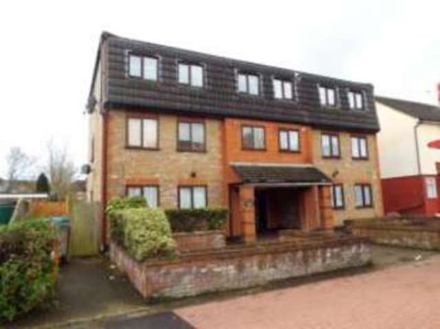  Image of 1 bedroom Flat for sale in Mawney Road Romford RM7 at Mawney Road Romford Rush Green, RM7 7HX