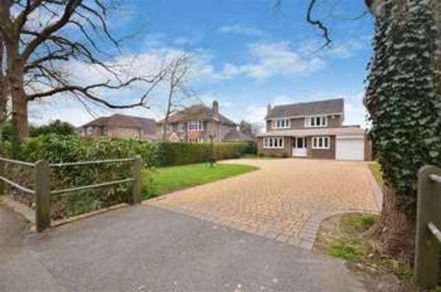  Image of 5 bedroom Detached house for sale in Meath Green Lane Horley RH6 at Horley Surrey Horley, RH6 8HN