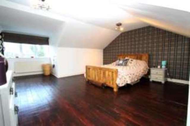  Image of 3 bedroom Detached house for sale in Milliken Park Road Kilbarchan Johnstone PA10 at Milliken Park Road Kilbarchan Millikenpark, PA10 2DB