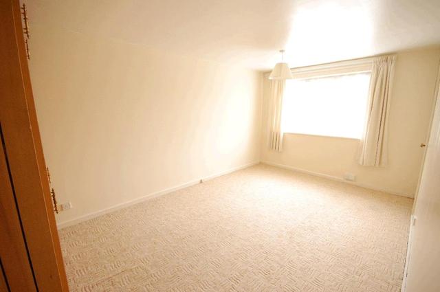  Image of 2 bedroom Maisonette to rent in Melling Close Earley Reading RG6 at Melling Close Earley Earley, RG6 7XN