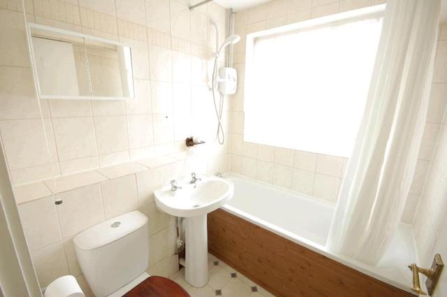  Image of 2 bedroom Maisonette to rent in Melling Close Earley Reading RG6 at Melling Close Earley Earley, RG6 7XN