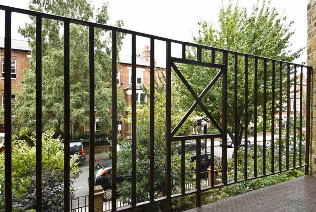  Image of 2 bedroom Flat to rent in Melrose Gardens London W6 at Melrose House  Melrose Gardens, W6 7RW