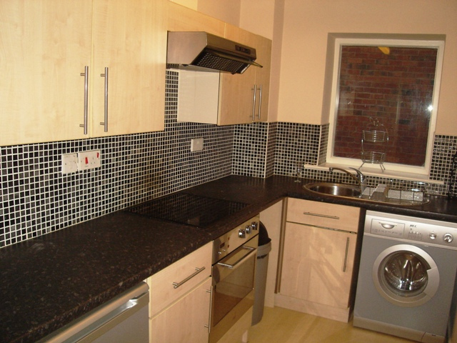  Image of 2 bedroom Apartment to rent in Robinson Row Hull HU1 at Robinson Row  Hull, HU1 2QX