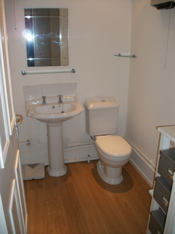  Image of 2 bedroom Apartment to rent in Robinson Row Hull HU1 at Robinson Row  Hull, HU1 2QX