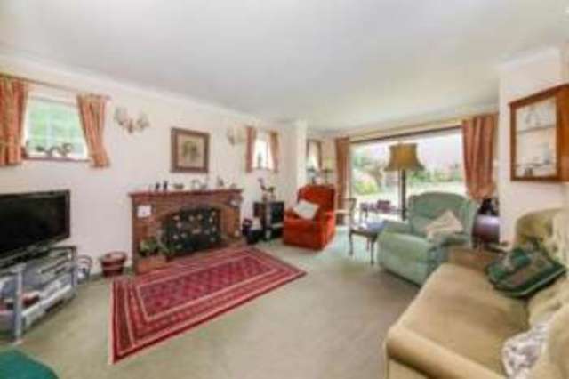  Image of 3 bedroom Detached house for sale in London Road South Merstham Redhill RH1 at Merstham Redhill Merstham, RH1 3DT