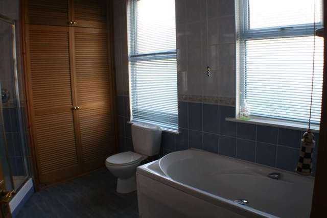  Image of 4 bedroom Semi-Detached house for sale in Meteor Road Westcliff-on-Sea SS0 at Meteor Road Westclif On Sea Westcliff On Sea, SS0 8DF