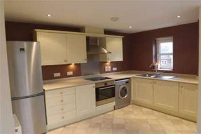  Image of 2 bedroom Flat to rent in Middlewood Close Solihull B91 at Solihull, B91 2TZ