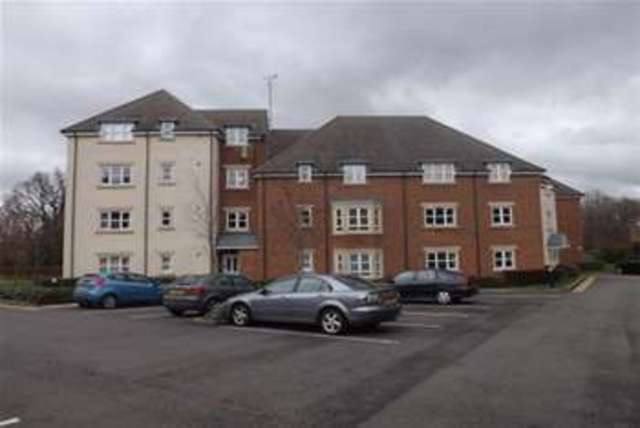  Image of 2 bedroom Flat to rent in Middlewood Close Solihull B91 at Solihull, B91 2TZ