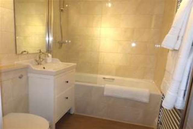  Image of 1 bedroom Flat to rent in Bepton Road Midhurst GU29 at Midhurst, GU29 9LU