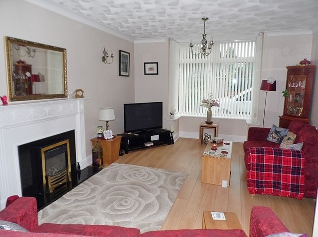  Image of 4 bedroom Detached house for sale in Mill Road Waterlooville PO7 at Mill Road  Waterlooville, PO7 7AP
