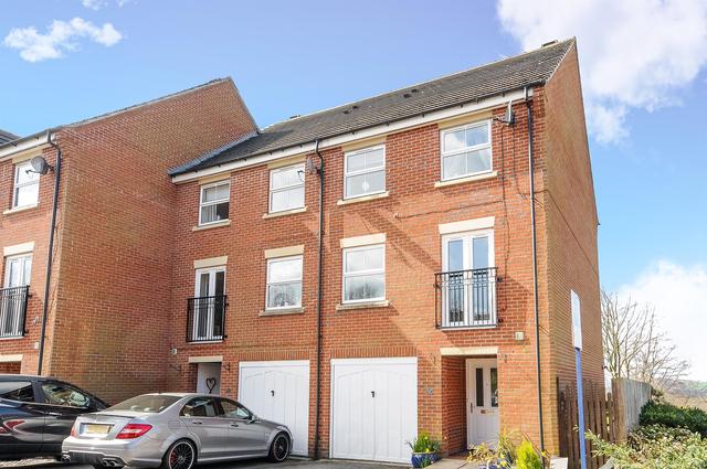  Image of 4 bedroom Semi-Detached house for sale in Millbank Yeadon Leeds LS19 at Yeadon Leeds Yeadon, LS19 7AY