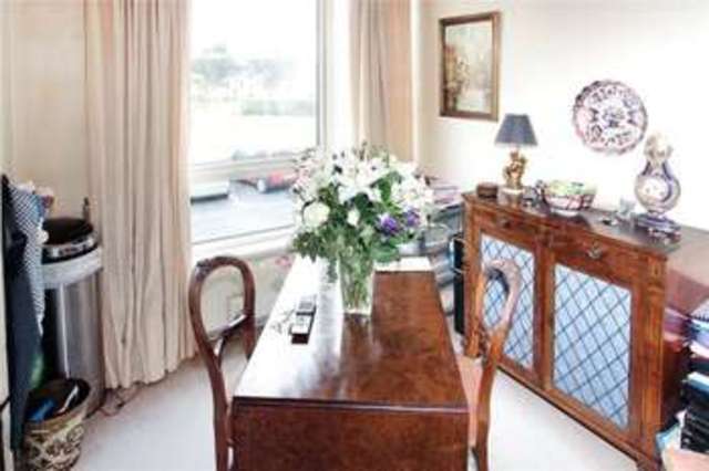  Image of 3 bedroom Apartment for sale in Millfield Close Rustington Littlehampton BN16 at Rustington Rustington, BN16 2JY