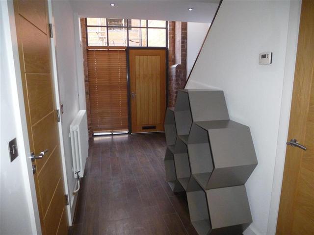  Image of 3 bedroom Detached house to rent in Mint Drive Hockley Birmingham B18 at The Mint, Mint Drive  BIRMINGHAM, B18 6EB