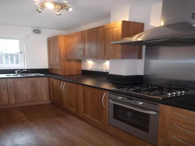  Image of 2 bedroom Flat to rent in Monart Road Perth PH1 at Perth Perthshire Perthshire, PH1 5US
