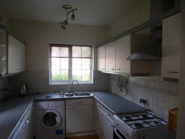  Image of 4 bedroom Detached house to rent in Moor Pool Avenue Harborne Birmingham B17 at Moor Pool Avenue Harborne Birmingham, B17 9HL