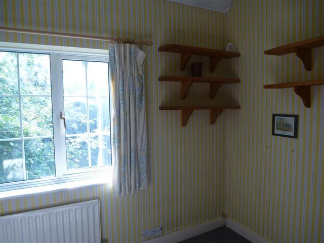  Image of 4 bedroom Detached house to rent in Moor Pool Avenue Harborne Birmingham B17 at Moor Pool Avenue Harborne Birmingham, B17 9HL