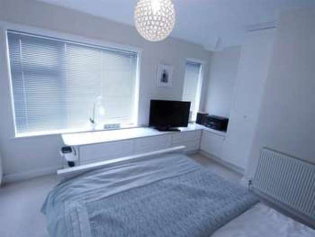  Image of 2 bedroom Property for sale in Moorland Road Pudsey LS28 at Moorland Road Leeds Leeds, LS28 8EN