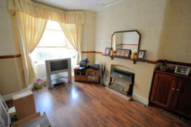  Image of 3 bedroom Town House for sale in Murchison Street Scarborough YO12 at Murchison Street  Scarborough, YO12 7RN