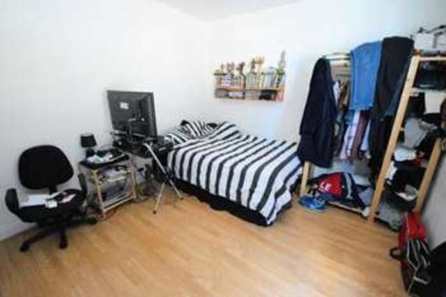  Image of 3 bedroom Town House for sale in Murchison Street Scarborough YO12 at Murchison Street  Scarborough, YO12 7RN