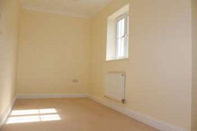  Image of 3 bedroom Semi-Detached house to rent in Myrtle Drive Burwell Cambridge CB25 at Burwell Cambridgeshire, CB25 0AJ