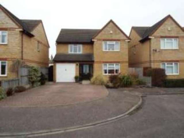  Image of 4 bedroom Detached house for sale in Netherstones Stotfold Hitchin SG5 at Stotfold Hitchin Stotfold, SG5 4BS