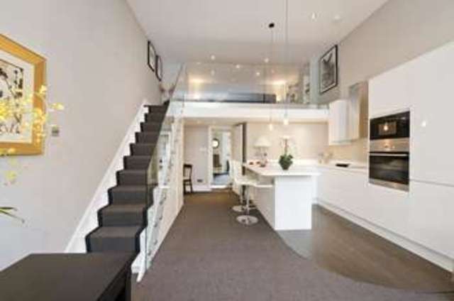  Image of 1 bedroom Ground Flat for sale in Nevern Square London SW5 at Nevern Square  London, SW5 9PD
