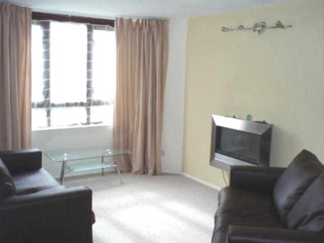  Image of 2 bedroom Flat to rent in New City Road Glasgow G4 at Cowcaddens Glasgow Glasgow, G4 9DF