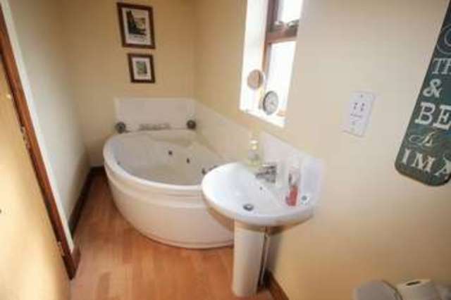  Image of 3 bedroom Detached house for sale in Newbold Road Barlestone Nuneaton CV13 at Newbold Road Barlestone Nuneaton, CV13 0DZ