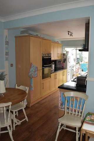  Image of 3 bedroom Terraced house for sale in Newcome Road Portsmouth PO1 at Newcome Road  Portsmouth, PO1 5DX