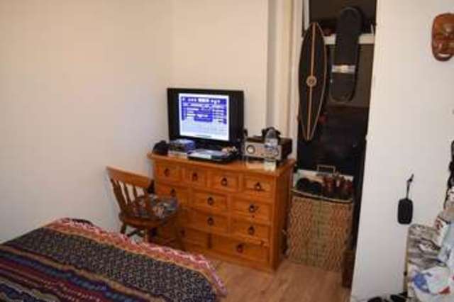  Image of 3 bedroom Terraced house for sale in Newcome Road Portsmouth PO1 at Newcome Road  Portsmouth, PO1 5DX