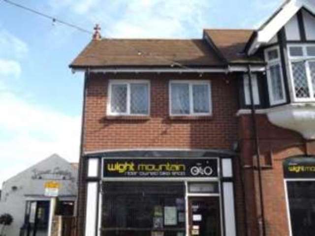  Image of 1 bedroom Flat for sale in St. James Street Newport PO30 at Newport Isle of Wight Newport, PO30 1LG