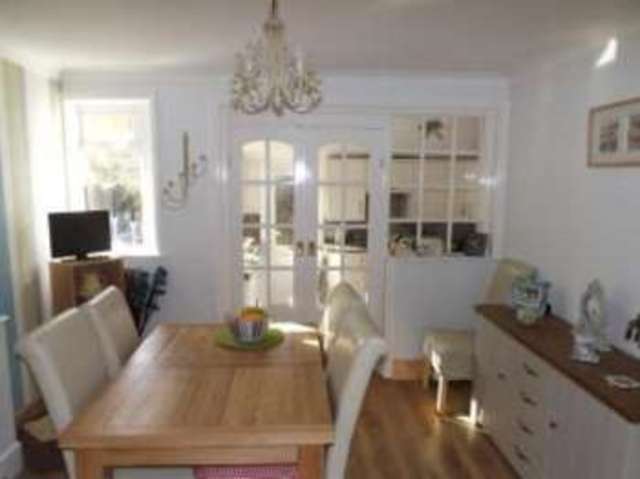  Image of 3 bedroom Bungalow for sale in Fairlee Road Newport PO30 at Newport Isle of Wight Staplers, PO30 2EW