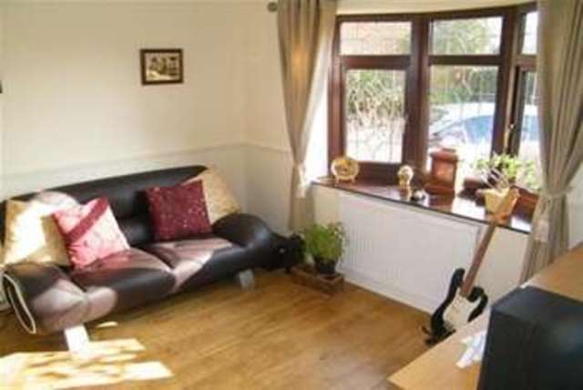  Image of 4 bedroom Detached house to rent in Cavendish Way Laindon Basildon SS15 at Basildon, SS15 4ET
